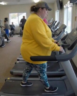 My Fiancé’s Parents Rejected Me for Being Plus-Sized – Months Later, They Showed Up Begging Me to Take Him Back