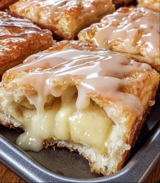 Chicago-Style Bakery Apple Slices