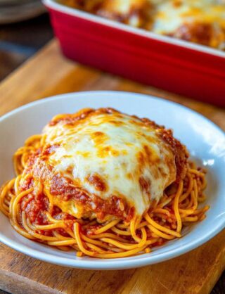 5-Ingredient Chicken Parm Casserole