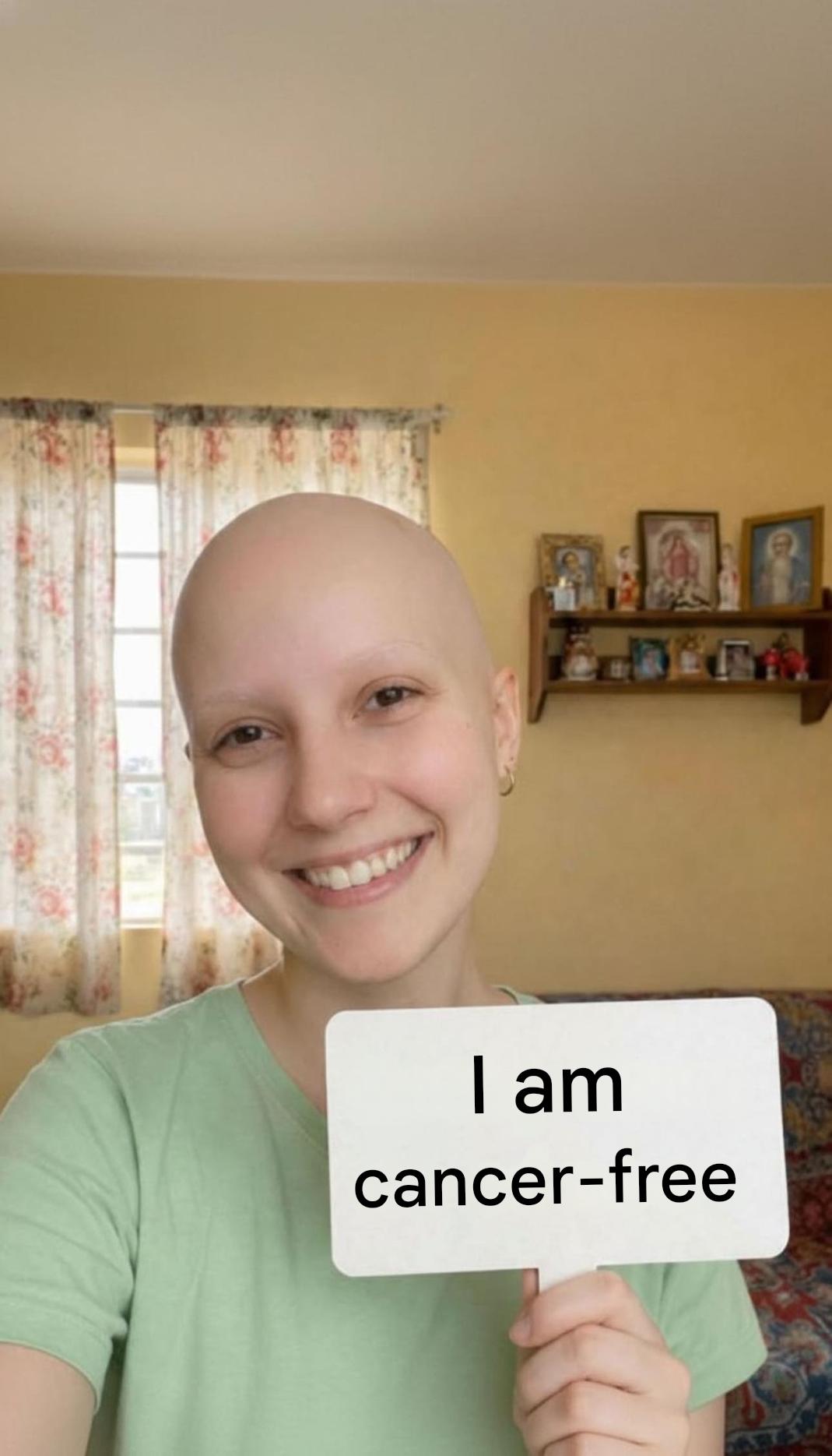 Today I write with a lighter heart: I am cancer-free. There were days of fear, trials, and uncertainty… but also faith, care, and a strength I didn’t know I possessed. I learned how quickly life can change and how hope, even when it seems small, finds a way to shine again. If you are facing a similar battle, please remember: you are not alone. Thank you for every kind thought and every gesture of support. Today I am celebrating life.  Today I write with a lighter heart: I am cancer-free. There were days of fear, trials, and uncertainty… but also faith, care, and a strength I didn’t know I possessed. I learned how quickly life can change and how hope, even when it seems small, finds a way to shine again. If you are facing a similar battle, please remember: you are not alone. Thank you for every kind thought and every gesture of support. Today I am celebrating life. Hello my queen, what a shared happiness! It’s incredible. I’m so happy for you. I never stopped your treatment and taking care of you, protecting you a lot from the sun. It’s truly wonderful. I wish you all the best. I’m sending you a shower of blessings with so much happiness for you. A hug and a kiss.