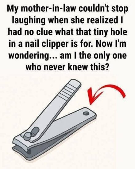 The “small round hole” on the nail clipper has special and powerful uses!!