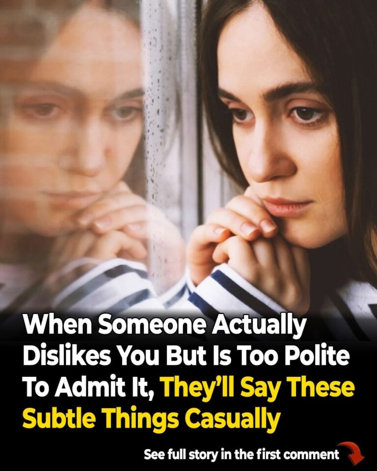 10 Subtle Things People Say or Do When They Don’t Like You (But Won’t Admit It)